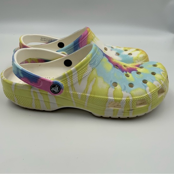 CROCS Unisex Classic Tie-Dye Graphic  Pastel Clogs. Men’s Size 11. - Picture 3 of 7